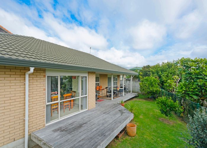  at 3/4 Lucienne Drive, Ranui, Auckland