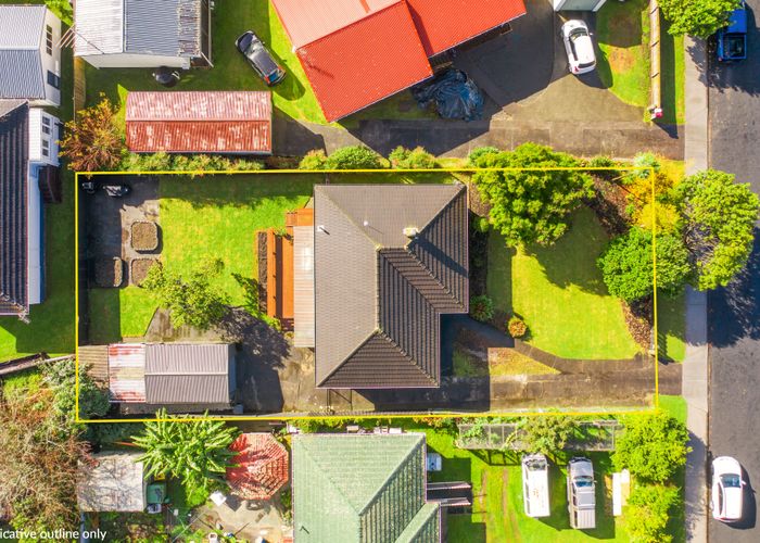 at 11 Hereford Street, Te Atatu Peninsula, Auckland