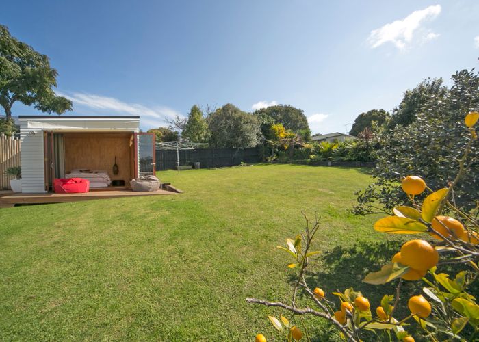 Free property data for 11 Aliford Avenue, One Tree Hill, Auckland