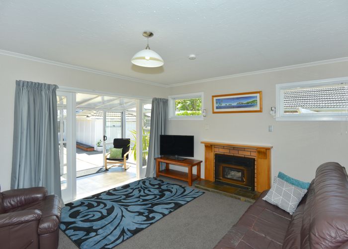  at 11 Roberta Drive, Somerfield, Christchurch