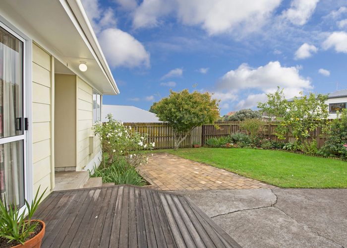  at 1/29 Highland Park Drive, Highland Park, Auckland