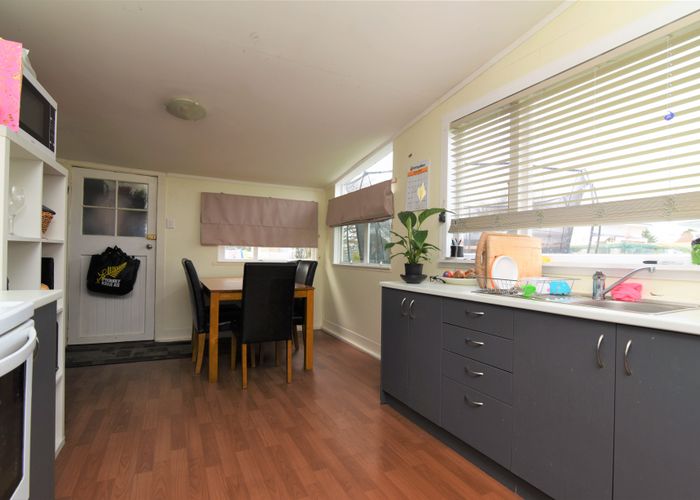  at 33 Princess Street, Marton