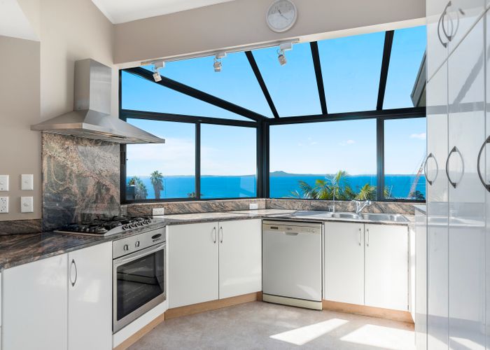  at 13 Orchard Road, Browns Bay, Auckland
