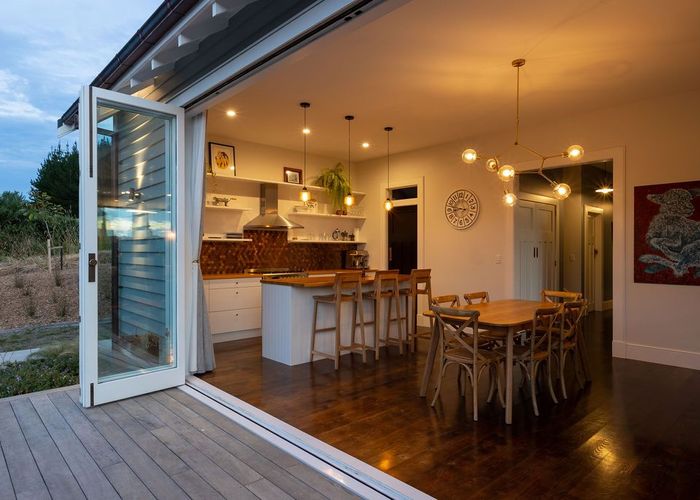 at 264 Burnside Road, Kaukapakapa