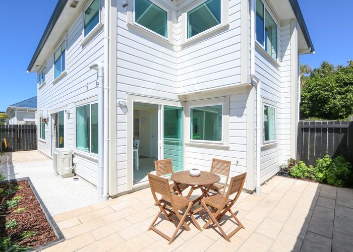  at 10B Te Wharepouri Street, Berhampore, Wellington