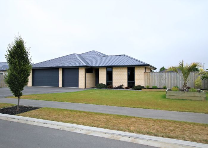  at 3 Full Moon Lane, Rolleston, Rolleston