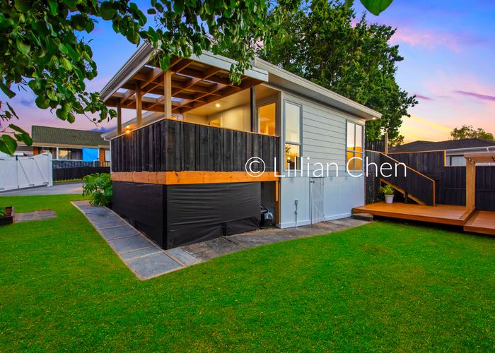  at 2/220 Waitemata Drive, Ranui, Auckland