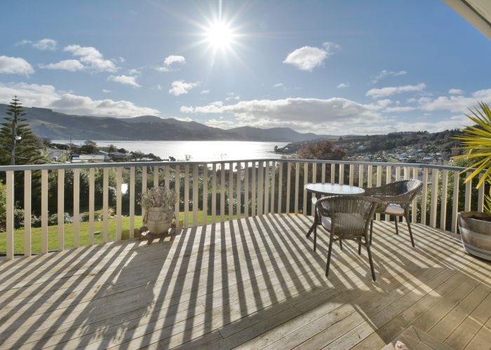  at 9 Hellyer Street, Macandrew Bay, Dunedin