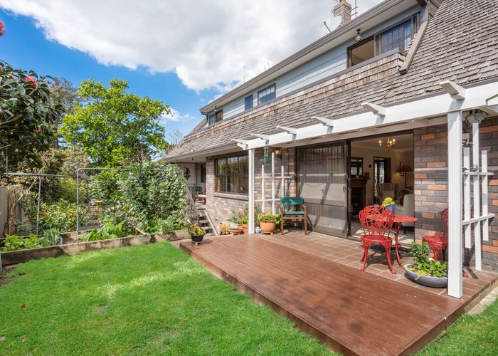 at 1/23 Waiatarua Road, Remuera, Auckland