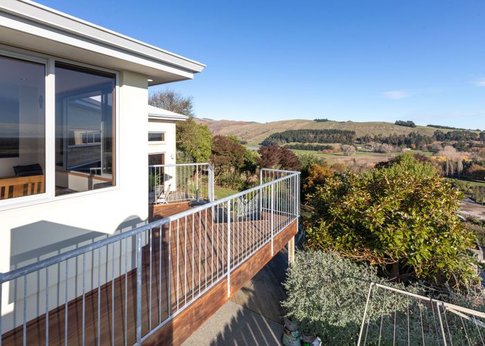  at 38 Highcrest Heights, Westmorland, Christchurch