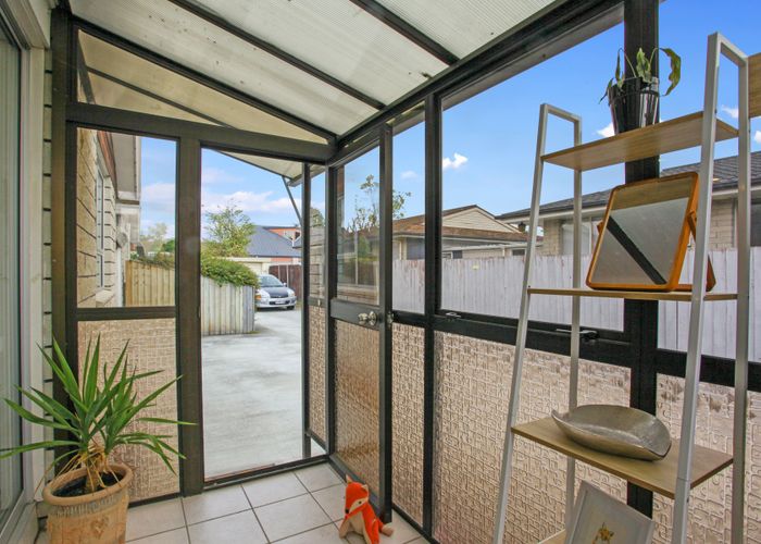  at 1/33 Cavendish Road, Casebrook, Christchurch