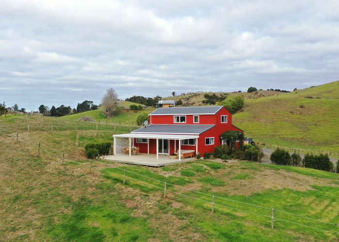  at 90 Tahekeroa Road, Kaukapakapa