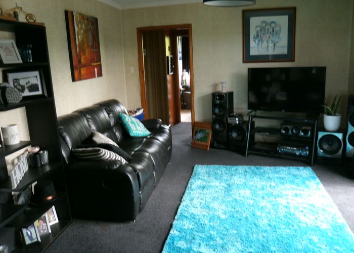  at 1329 Owaka Highway, Romahapa, Balclutha