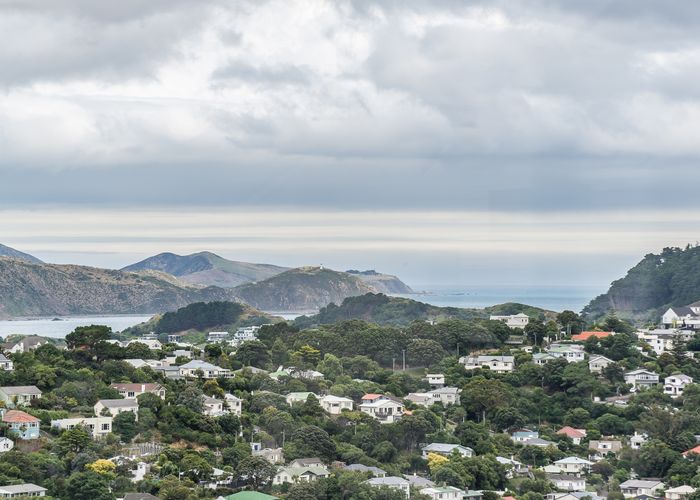  at 14 Arahanga Grove, Maupuia, Wellington