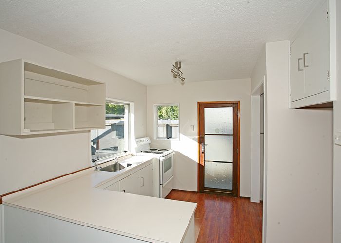  at 2/181 Springs Road, Hornby, Christchurch