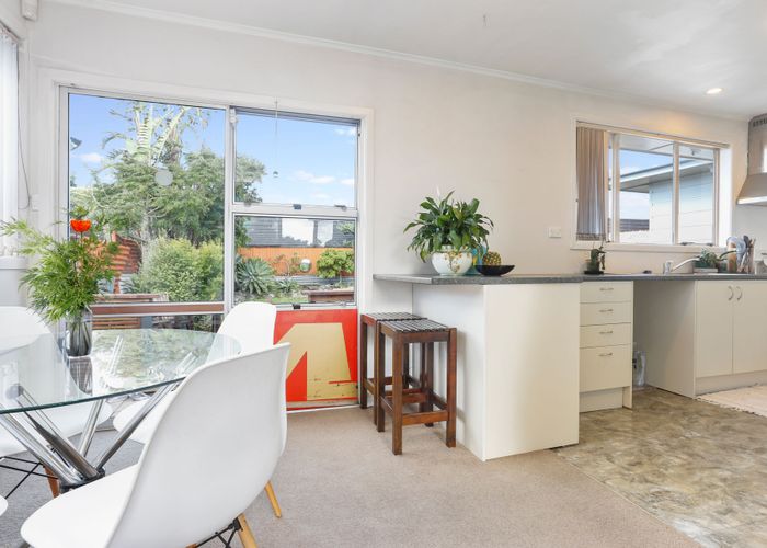  at 3 Deas Place, Otahuhu, Auckland