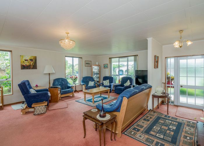  at 4 Hurunui Street, Waikanae