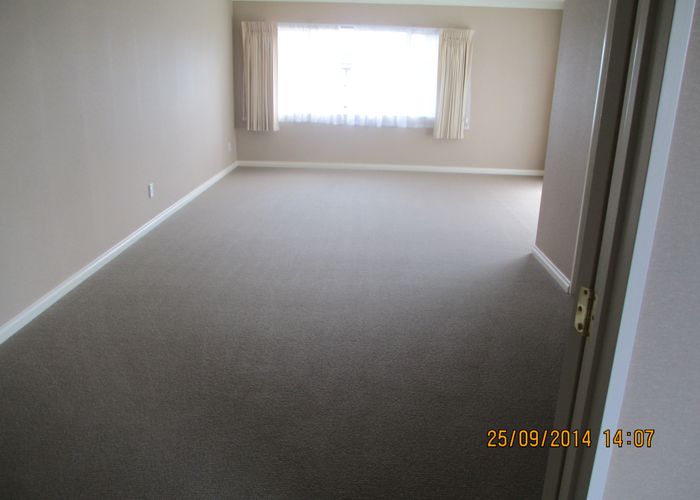  at 8 Reinheimer Place, Flat Bush, Auckland