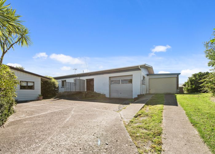  at 211 Dickson Road, Papamoa Beach, Papamoa