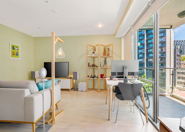  at 914/30 Beach Road, Auckland Central, Auckland