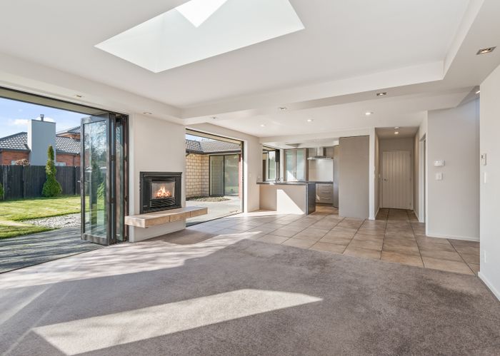  at 33 BIRKDALE DRIVE, Shirley, Christchurch