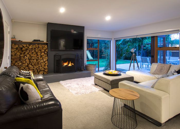  at 14 Davita Place, Farm Cove, Auckland