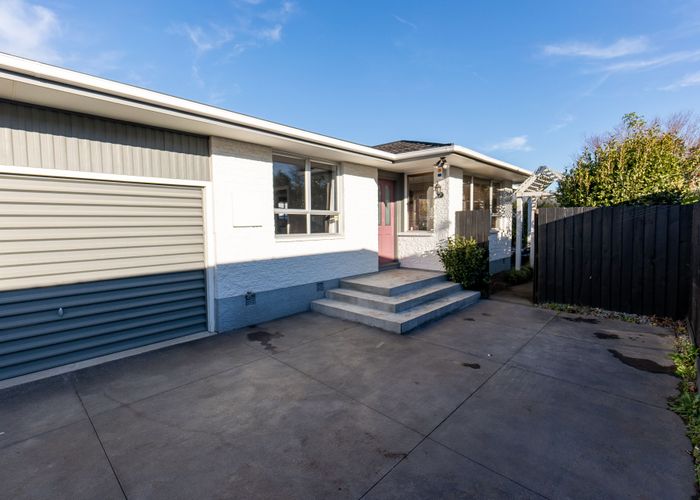  at 2/17 Minaret Street, Mairehau, Christchurch