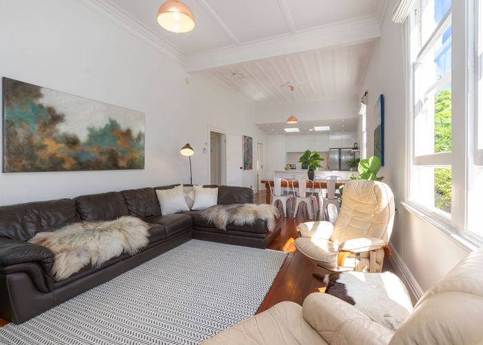  at 1/6 Kowhai Street, Takapuna, Auckland