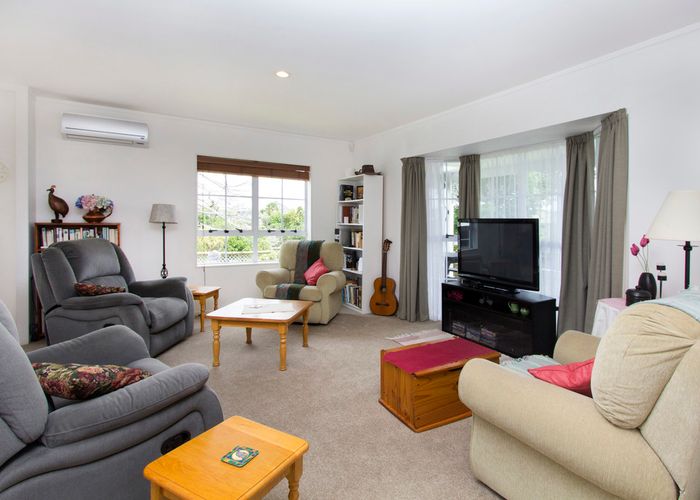  at 12 Nedlands Place, Burswood, Auckland