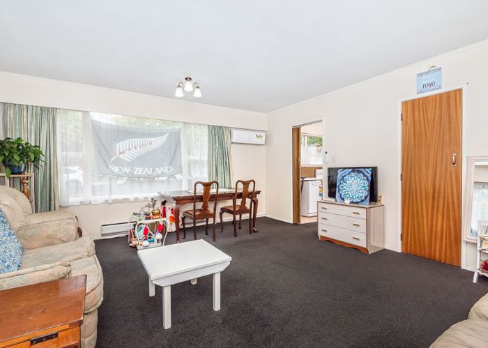  at 1/12 Wairakei Street, Greenlane, Auckland