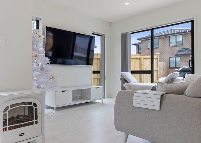  at 10 Verdot Close, Kumeu