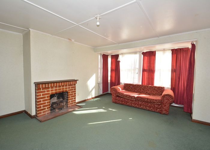  at 7 Harraway Road, Green Island, Dunedin