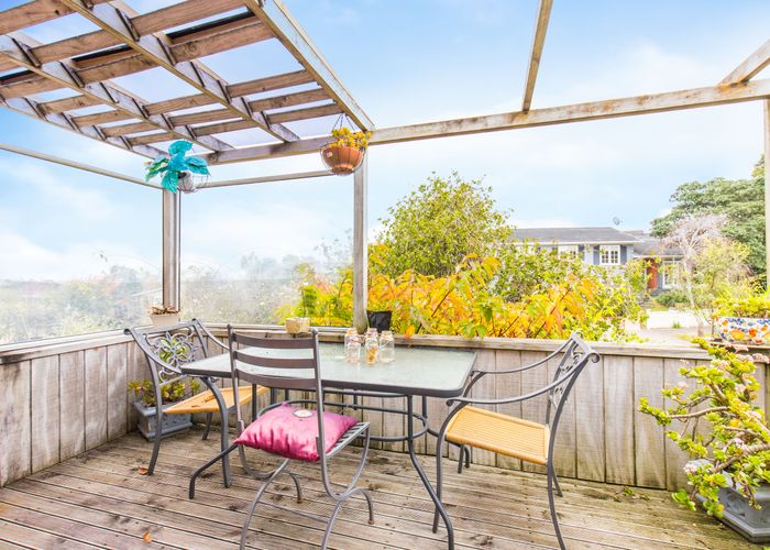  at 18 Kempthorne Crescent, Mission Bay, Auckland