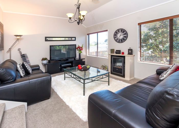  at 2/2 Basilton Close, Bucklands Beach, Auckland