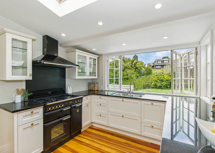  at 9 Ara Street, Remuera, Auckland
