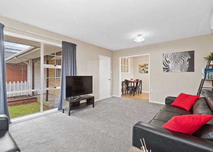  at 2/332 Lyttelton Street, Spreydon, Christchurch