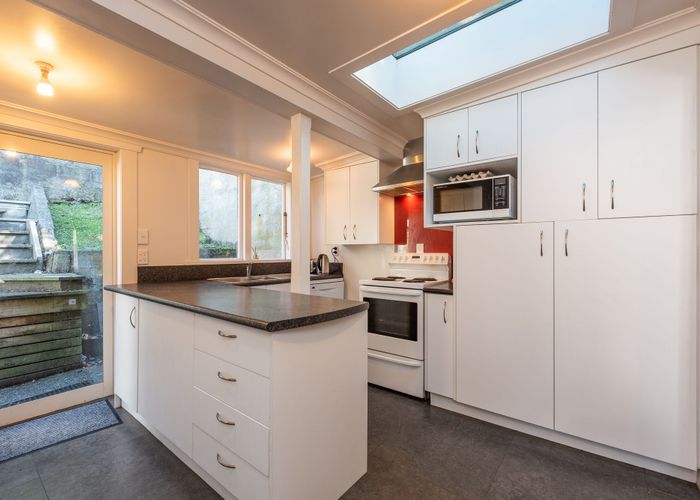  at 13 Devon Street, Aro Valley, Wellington