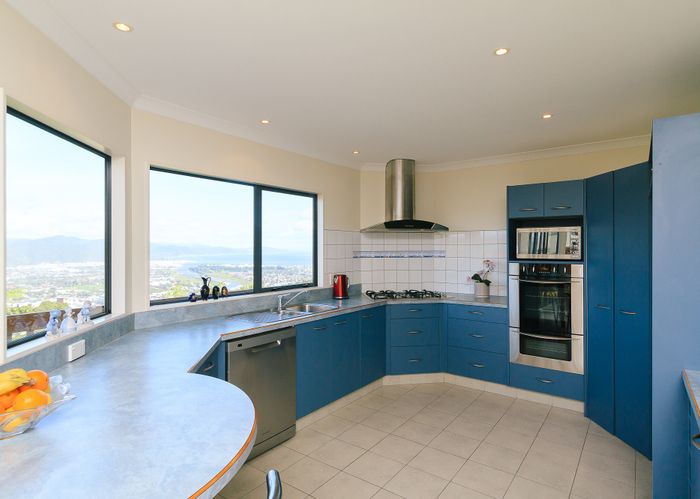  at 17 Arahiwi Grove, Tirohanga, Lower Hutt