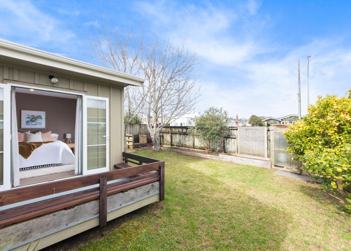  at 715 Swanson Road, Swanson, Auckland