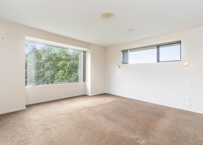  at 12 Kingsbridge Drive, Burwood, Christchurch