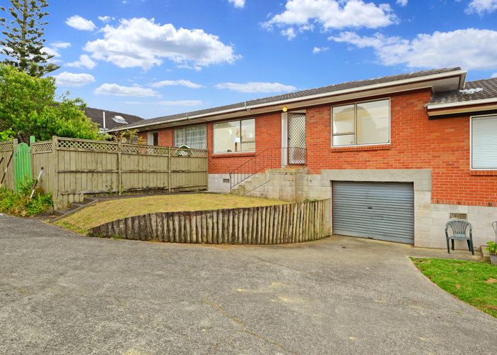  at 2/123 Birkdale Road, Birkdale, Auckland