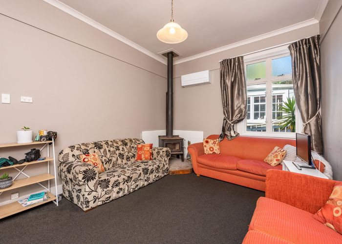  at 13 Devon Street, Aro Valley, Wellington