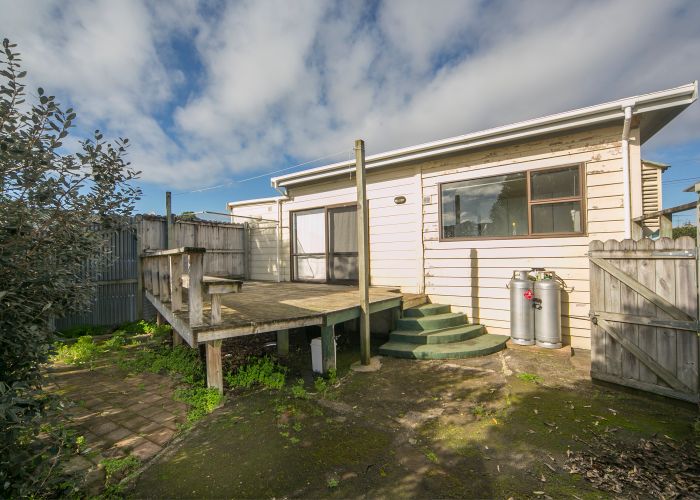  at 2 Patterson Street, Sandringham, Auckland