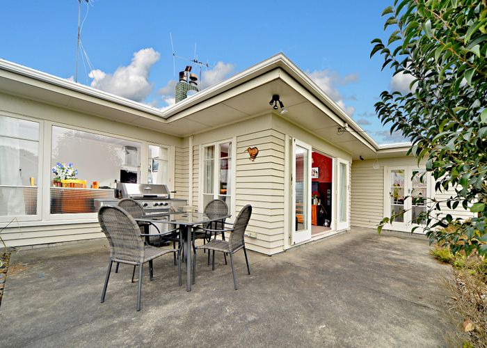 Free property data for 1/79 CLEVEDON RD, Papakura, Auckland homes.co.nz