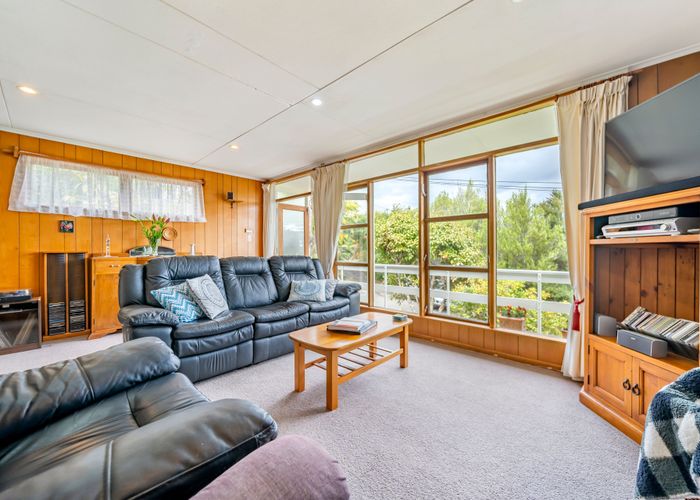  at 55 Thomas Street, Stokes Valley, Lower Hutt