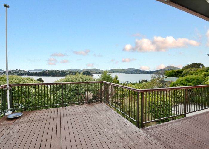 at 8 Prospect Row, Roseneath, Port Chalmers