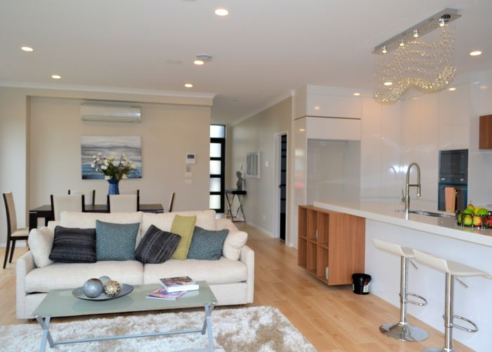  at 27 Hangahai Road, Flat Bush, Auckland
