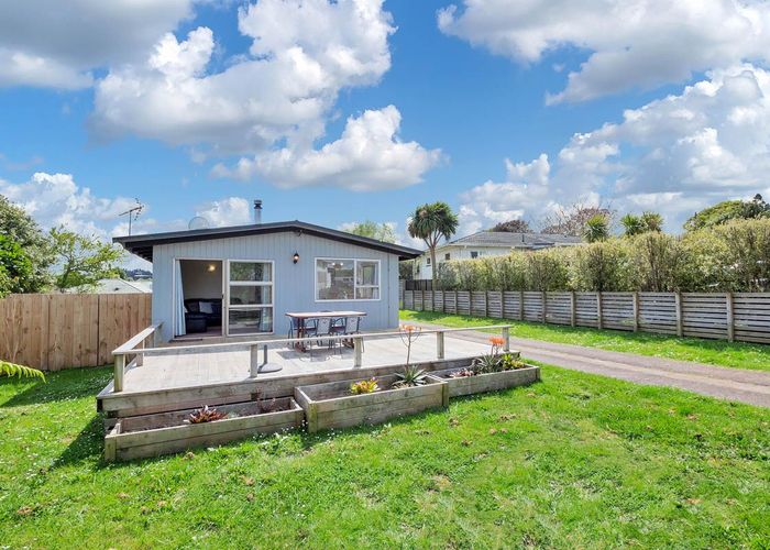  at 8 Park Avenue, Tuakau, Tuakau