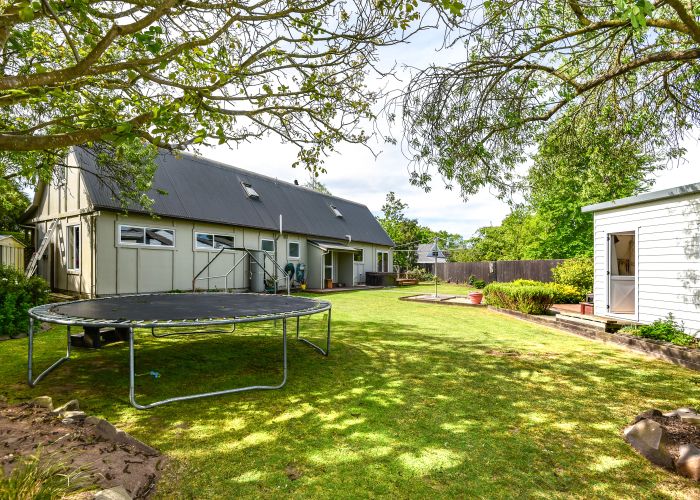  at 3 Laird Place, West Melton, West Melton