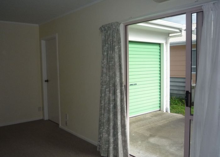  at 6 South Street, Feilding, Feilding